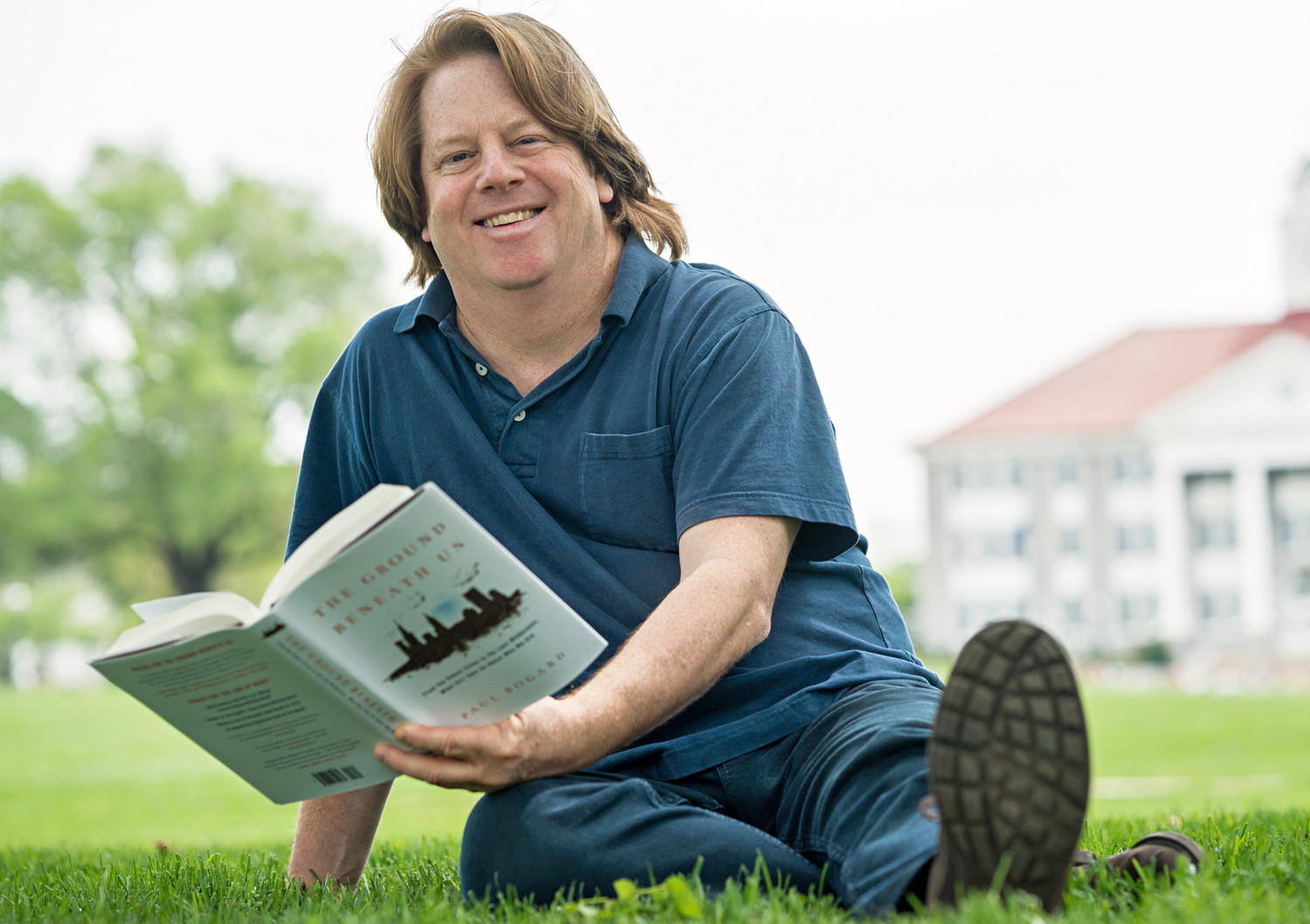 Professor’s second book gets down to earth